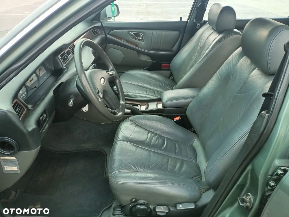 Mitsubishi Sigma - 8