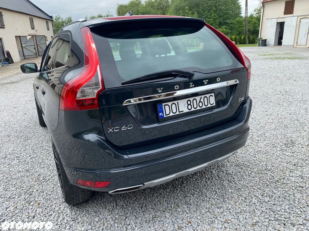 Volvo XC 60 - 4