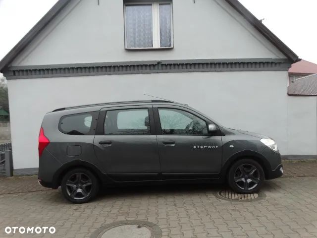 Dacia Lodgy TCe 115 Stepway - 8