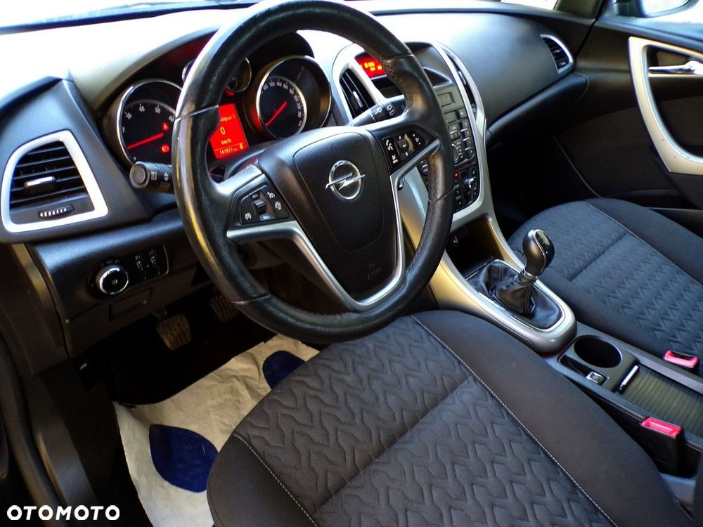 Opel Astra - 17