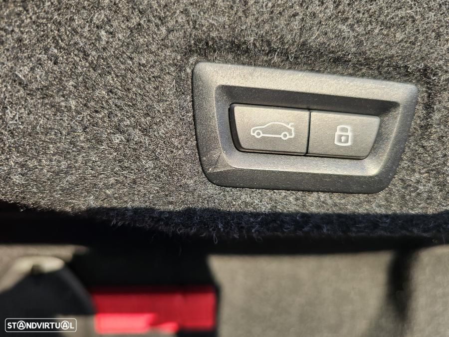 BMW i5 eDrive40 Pack Desportivo M - 17