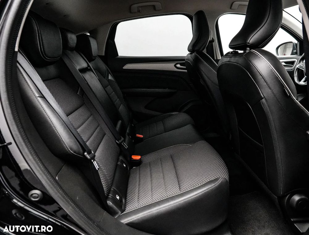 Renault Arkana E-TECH 145 E-Tech Engineered - 17