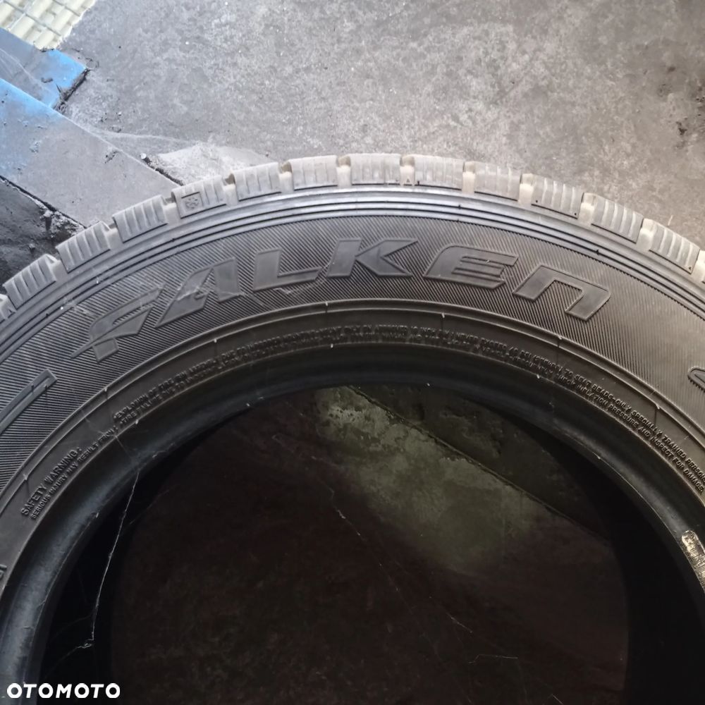 wzmacniane opony zimowe 4 szt. 215/65R16C FALKEN z 2019 roku - 1