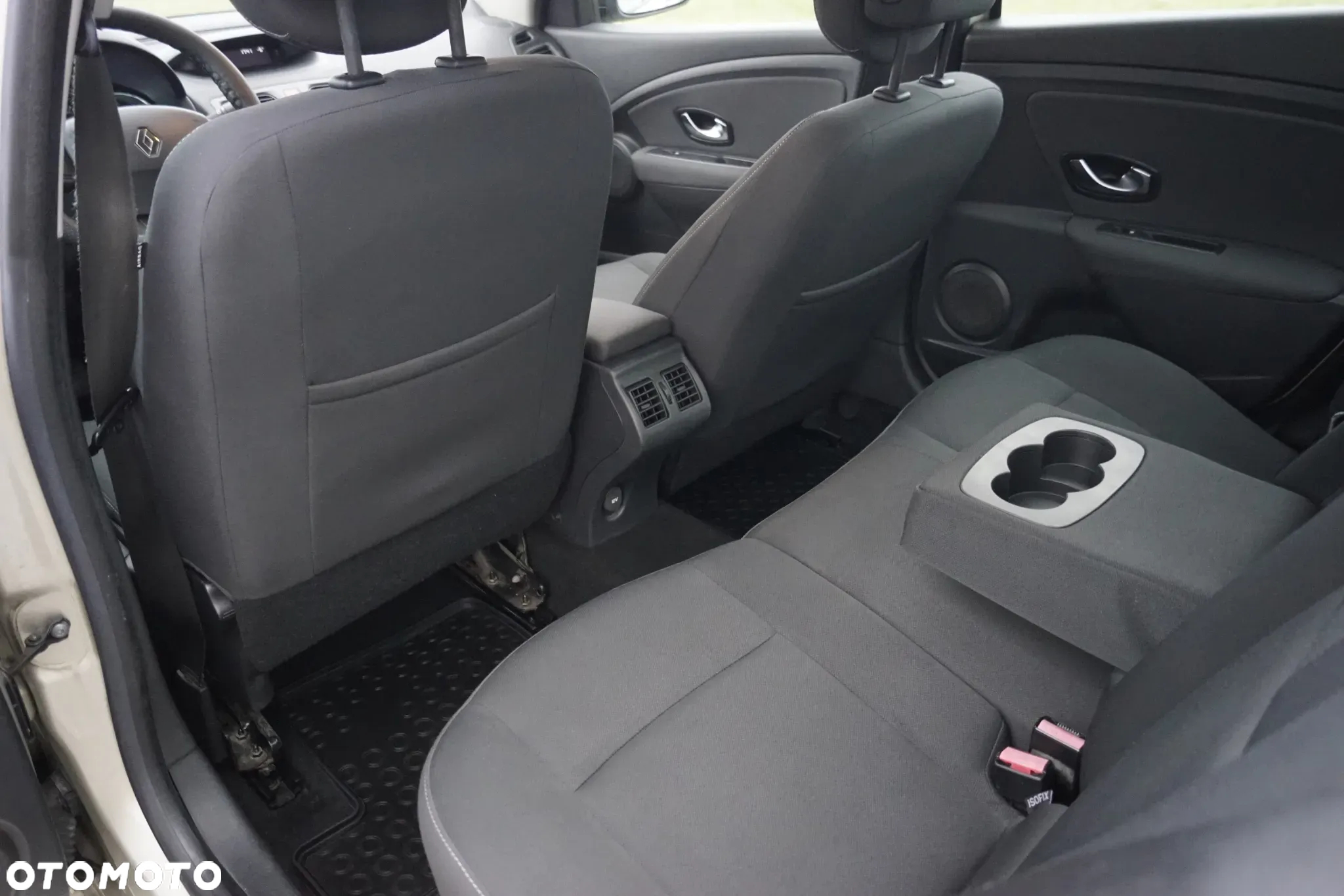 Renault Fluence 1.6 16V Expression Euro5 - 24