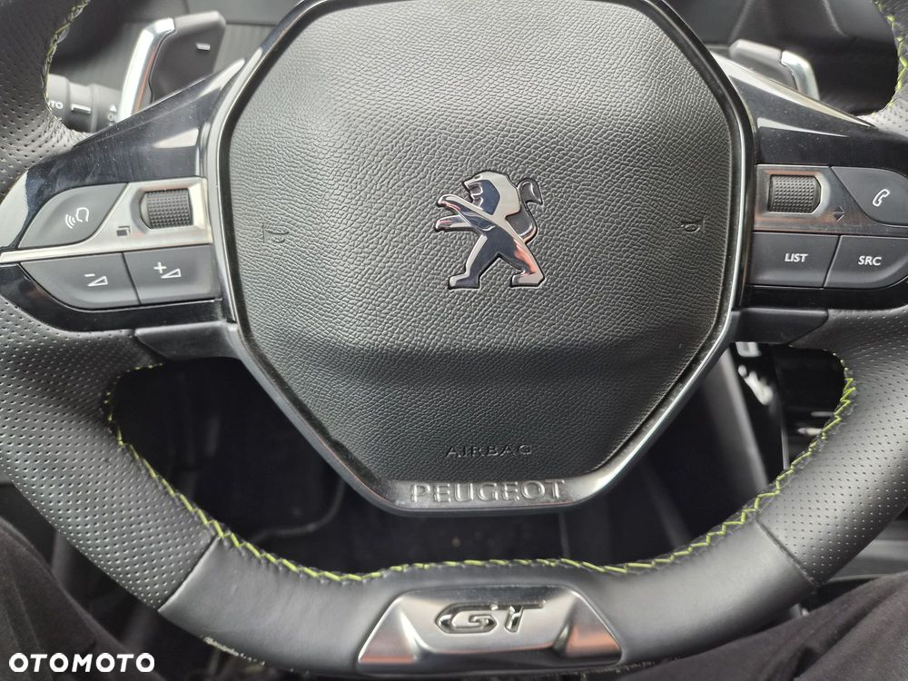 Peugeot 208 - 16