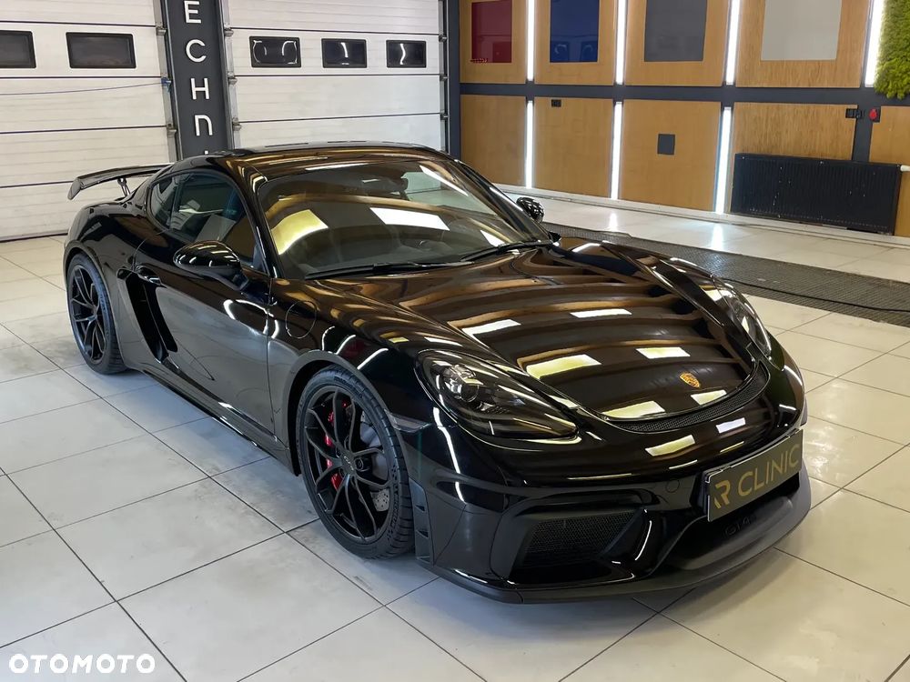 Porsche 718 Cayman - 1