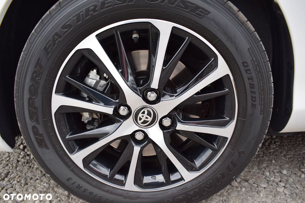 Toyota Yaris 1.5 Premium CVT - 10