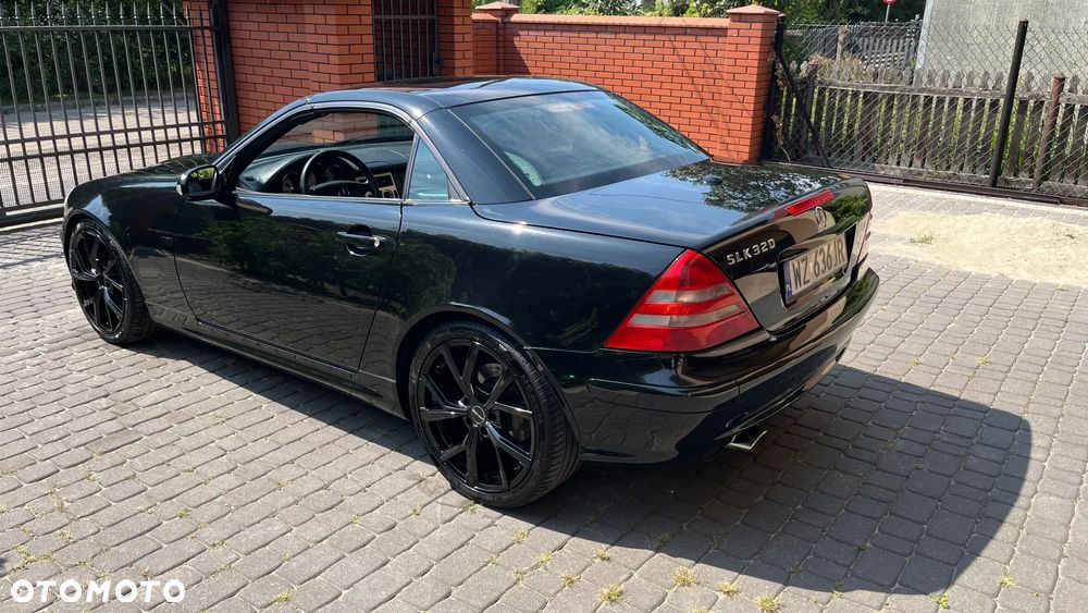 Mercedes-Benz SLK - 25