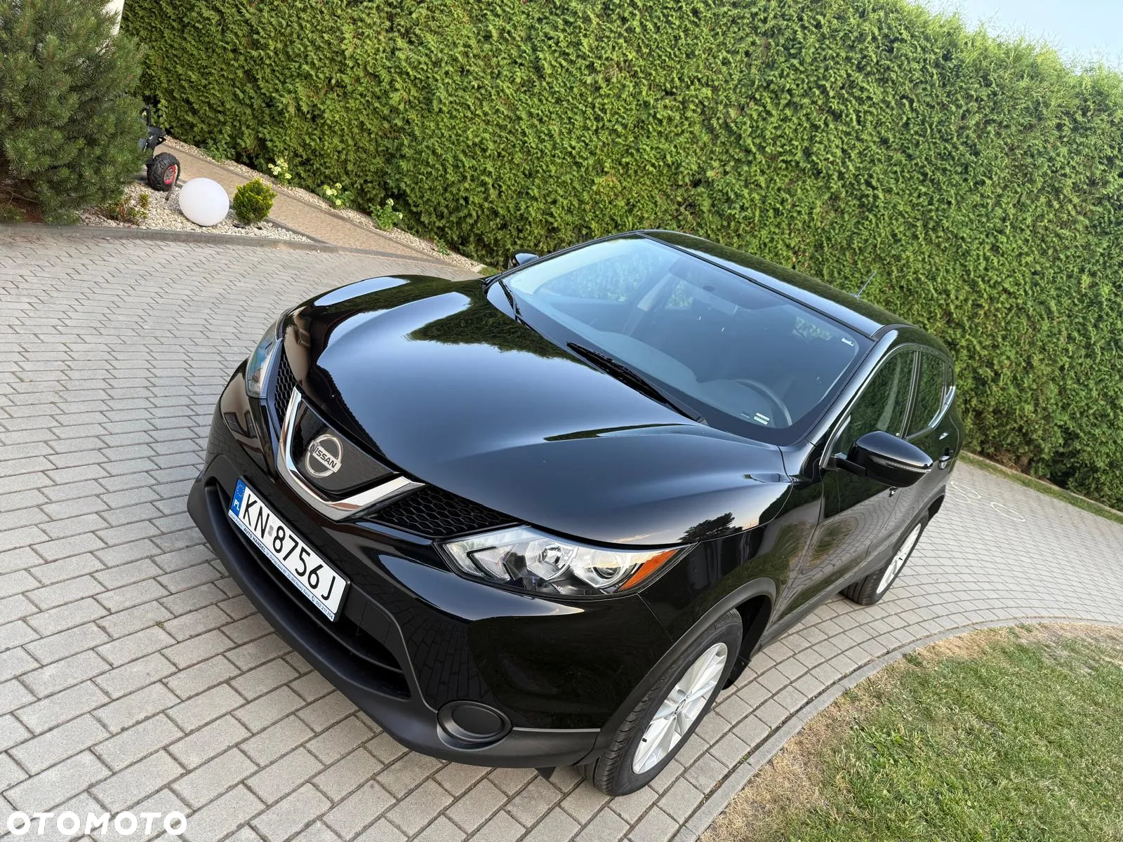 Nissan Qashqai - 2
