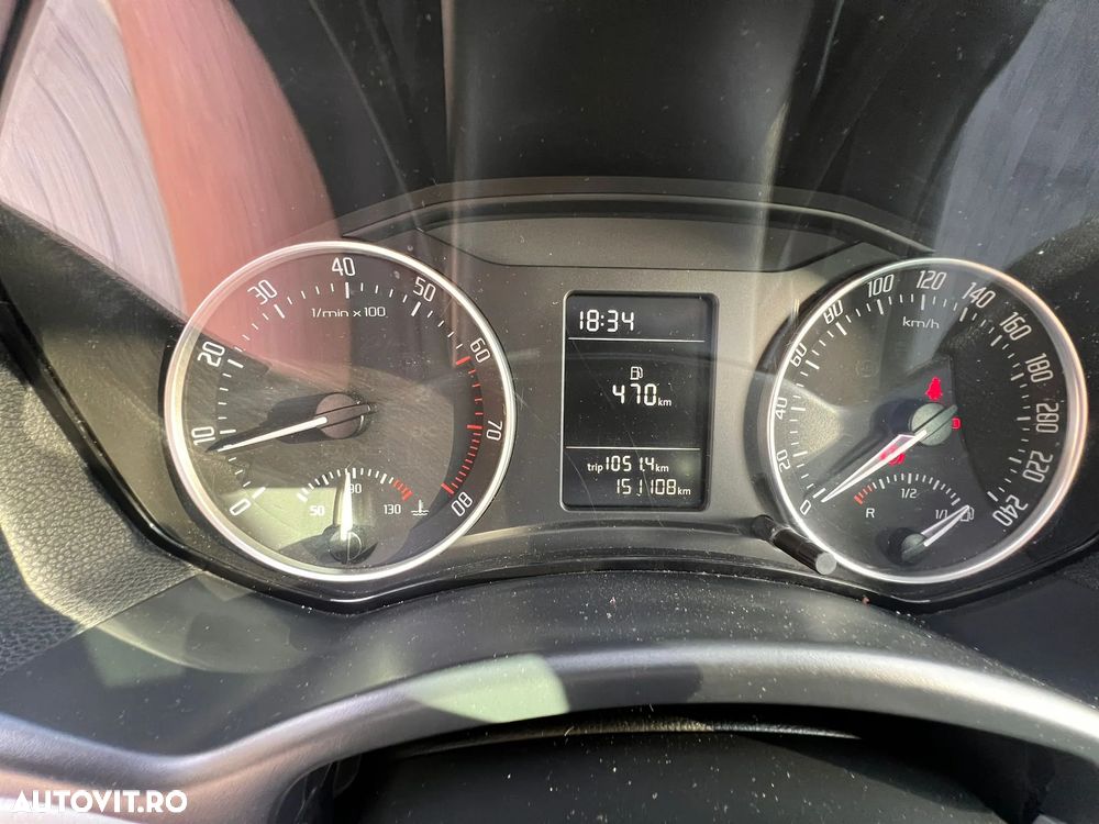 Skoda Octavia 1.2 TSI Ambiente - 5