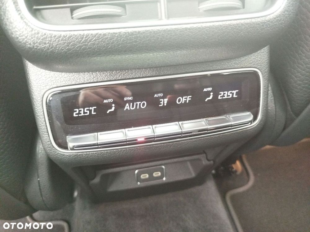 Mercedes-Benz GLE - 30