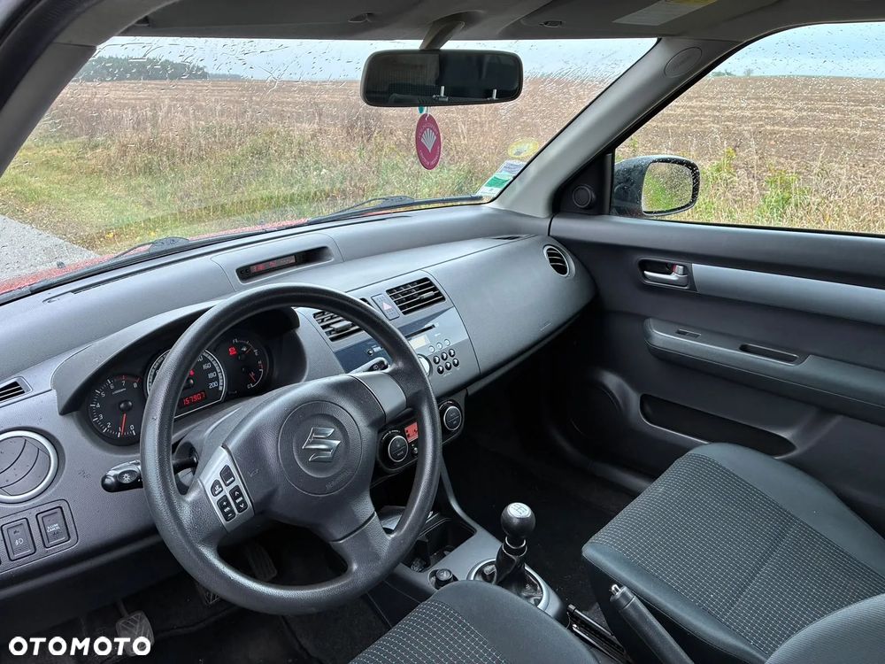 Suzuki Swift 2008 photo 5