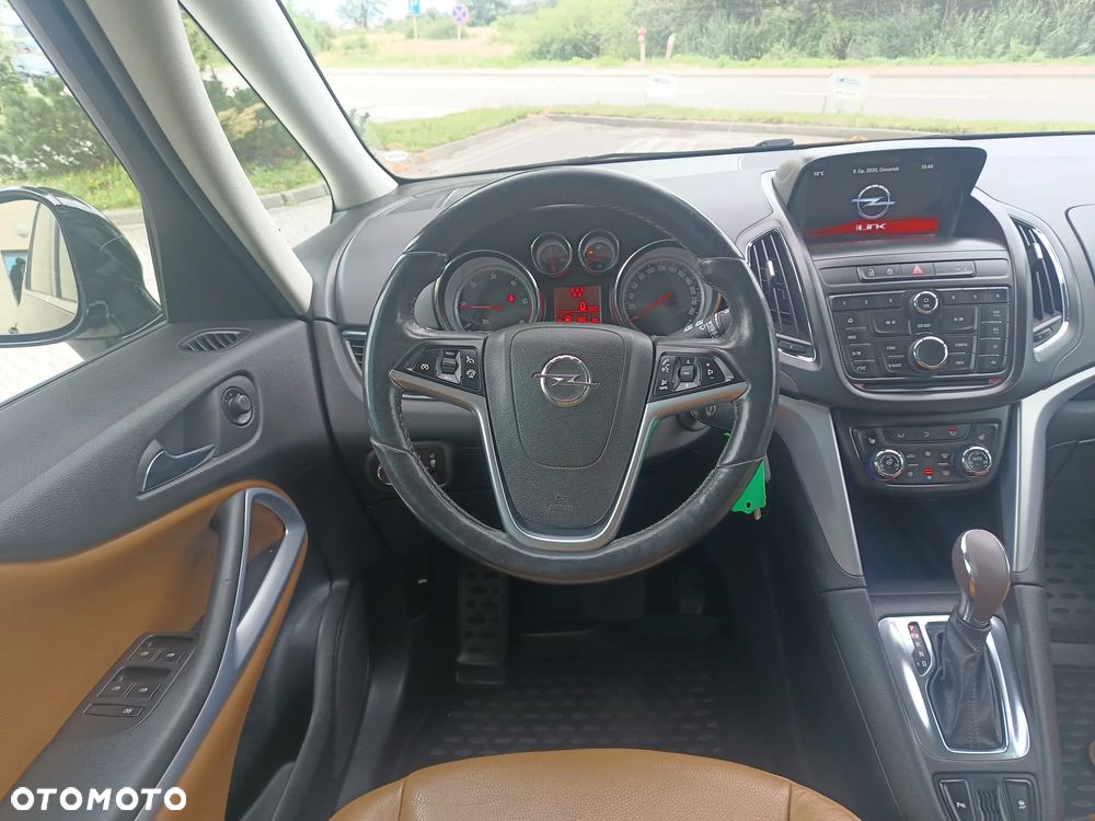 Opel Zafira 2.0 CDTI Cosmo - 14
