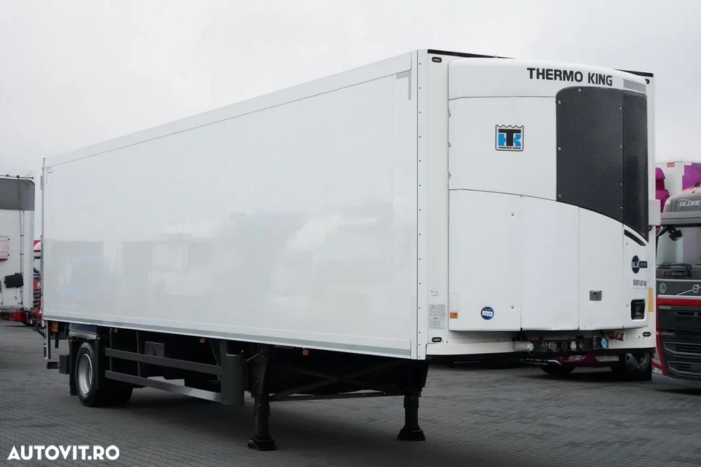 Schmitz Cargobull REFRIGERAT / THERMO KING SLX SPECTRUM / 1 axă / 11,3 M / MULTIMEMBRU / DHOLLANDIA LIFT / SAF - 1