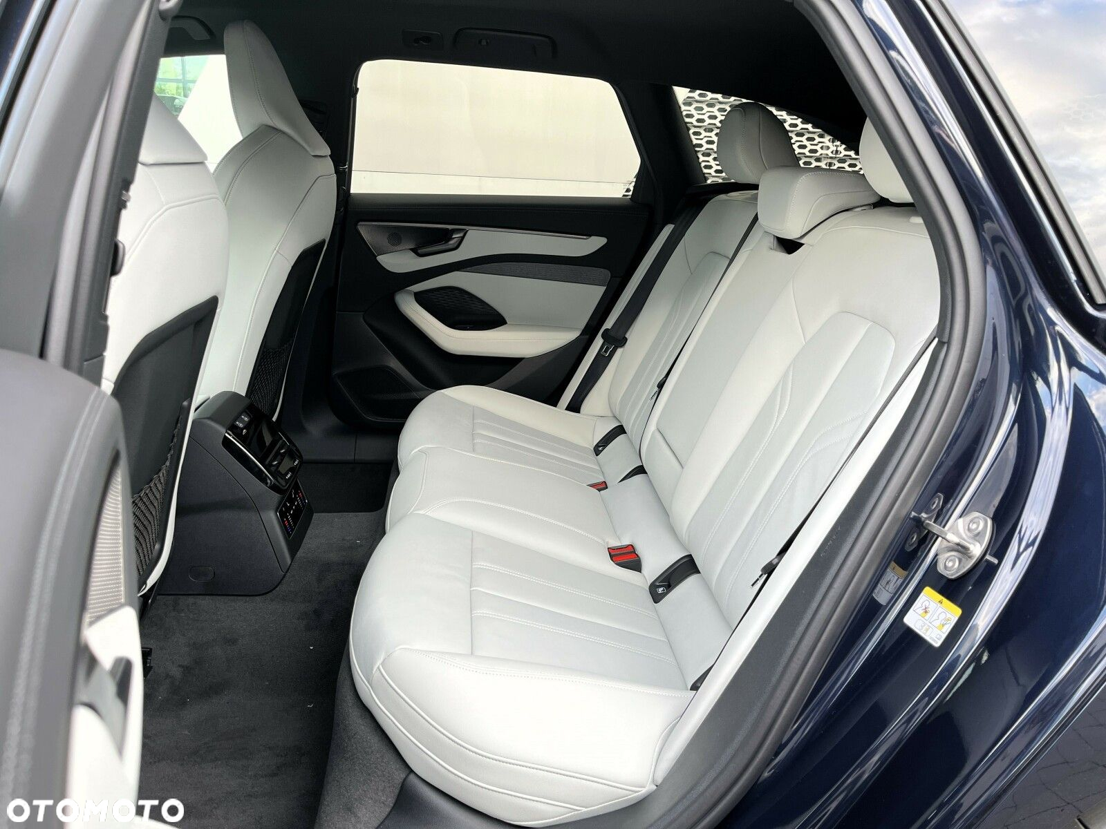 Audi A6 - 16