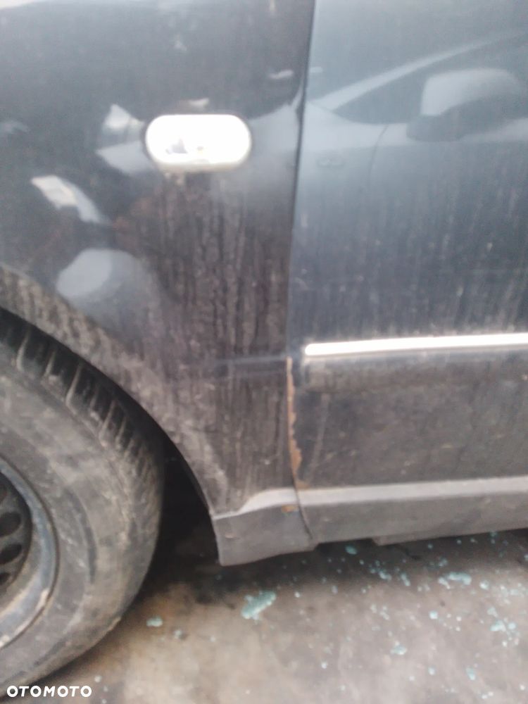 VOLKSWAGEN PASSAT B5 1.9TDI AWX LIFT 00 - 05   PODŁOKIETNIK - 8