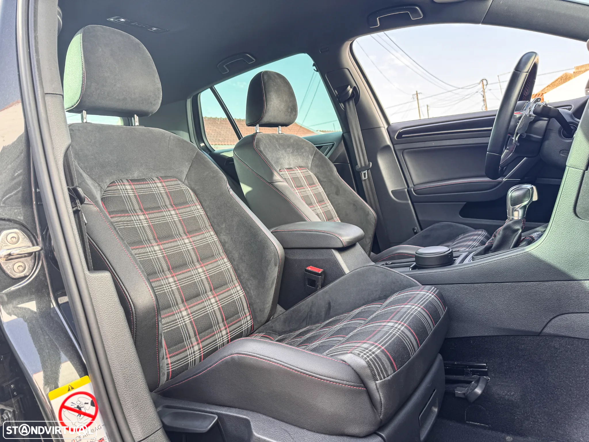 VW Golf 2.0 TSi GTi DSG Performance - 20
