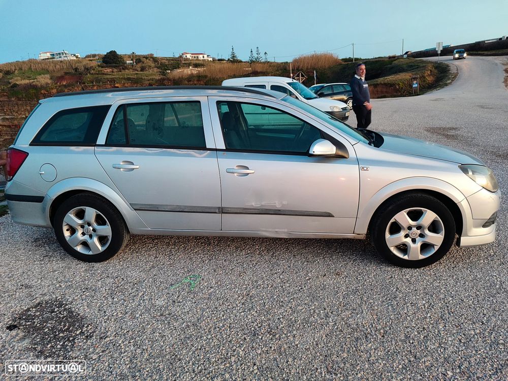 Opel Astra 1.3 CDTI Enjoy EcoFLEX - 4