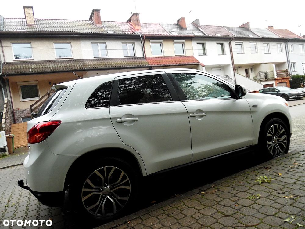 Mitsubishi ASX - 15