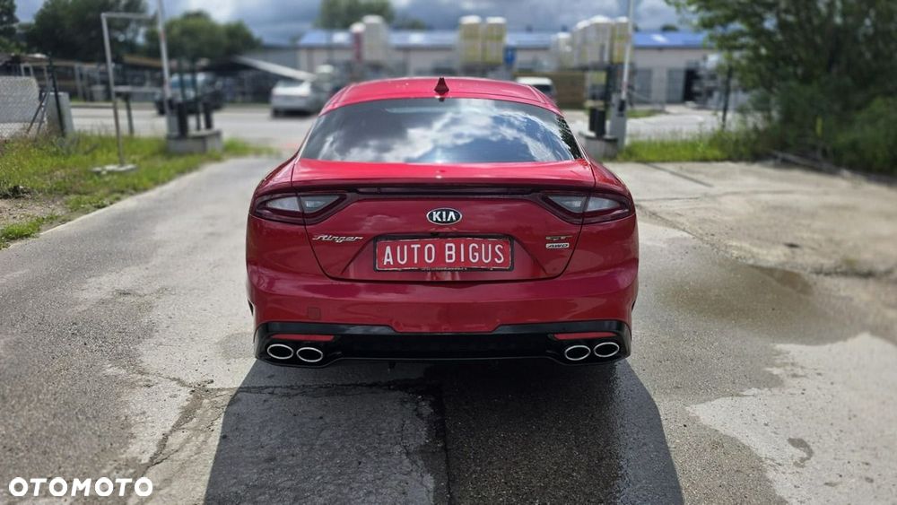 Kia Stinger - 6