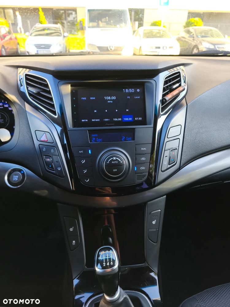 Hyundai i40 Kombi 1.6 Trend - 27
