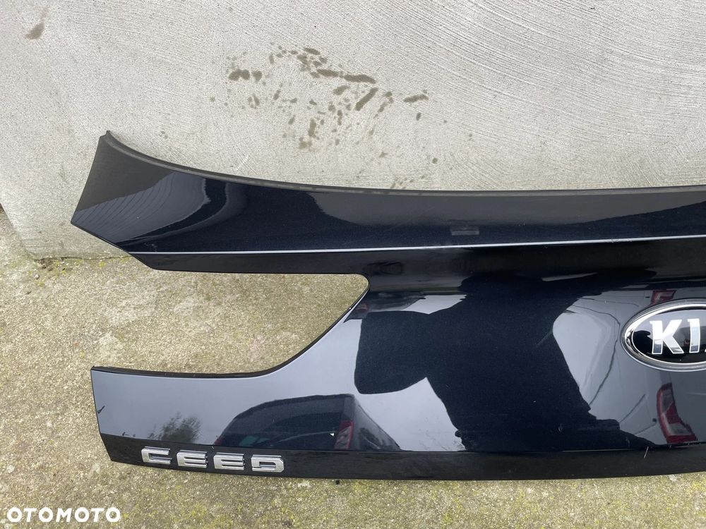 BLENDA, LISTWA KLAPY TYLNEJ KIA CEED III KOMBI  2018-- - 3