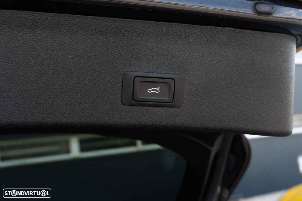 Audi A4 Avant 2.0 TDI quattro Advance S tronic - 57