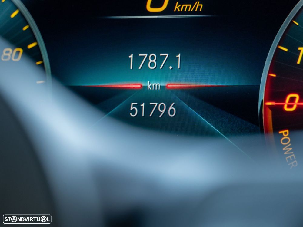 Mercedes-Benz CLA 250 - 14
