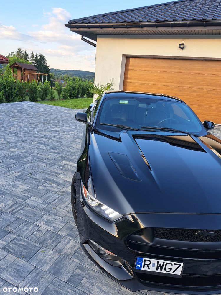 Ford Mustang - 7