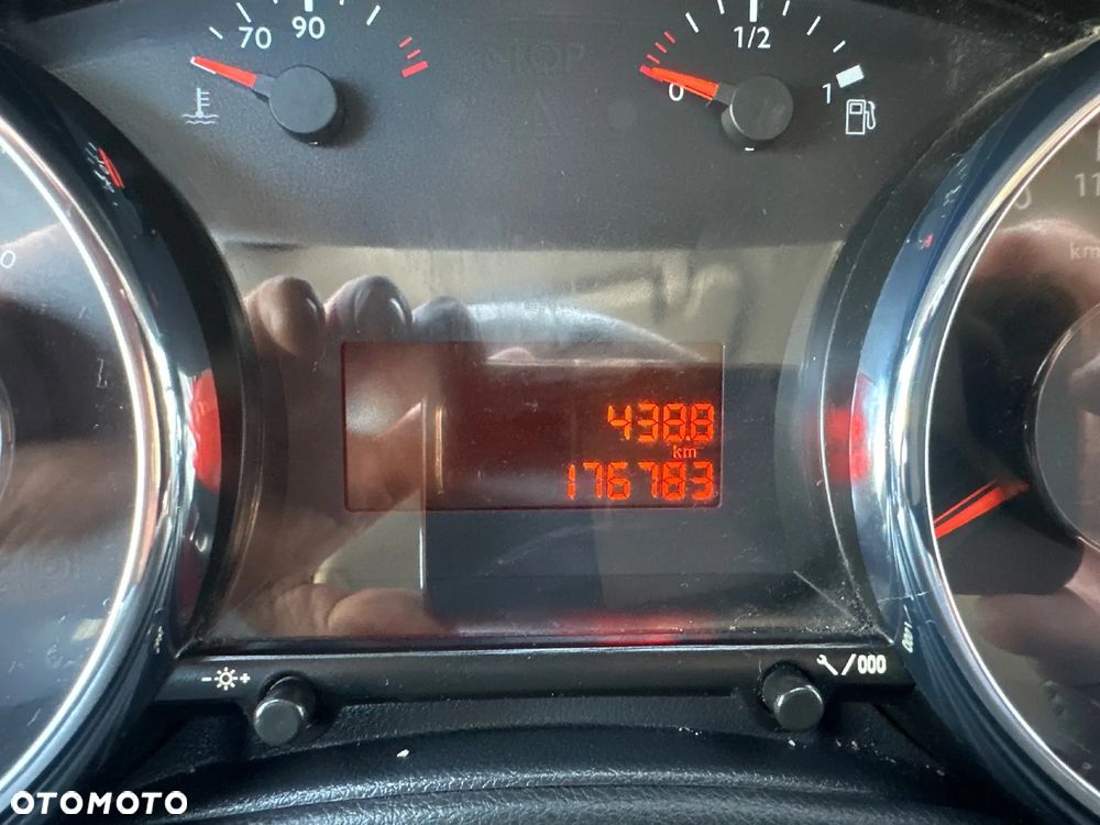 Peugeot 5008 1.6 HDi Premium - 18