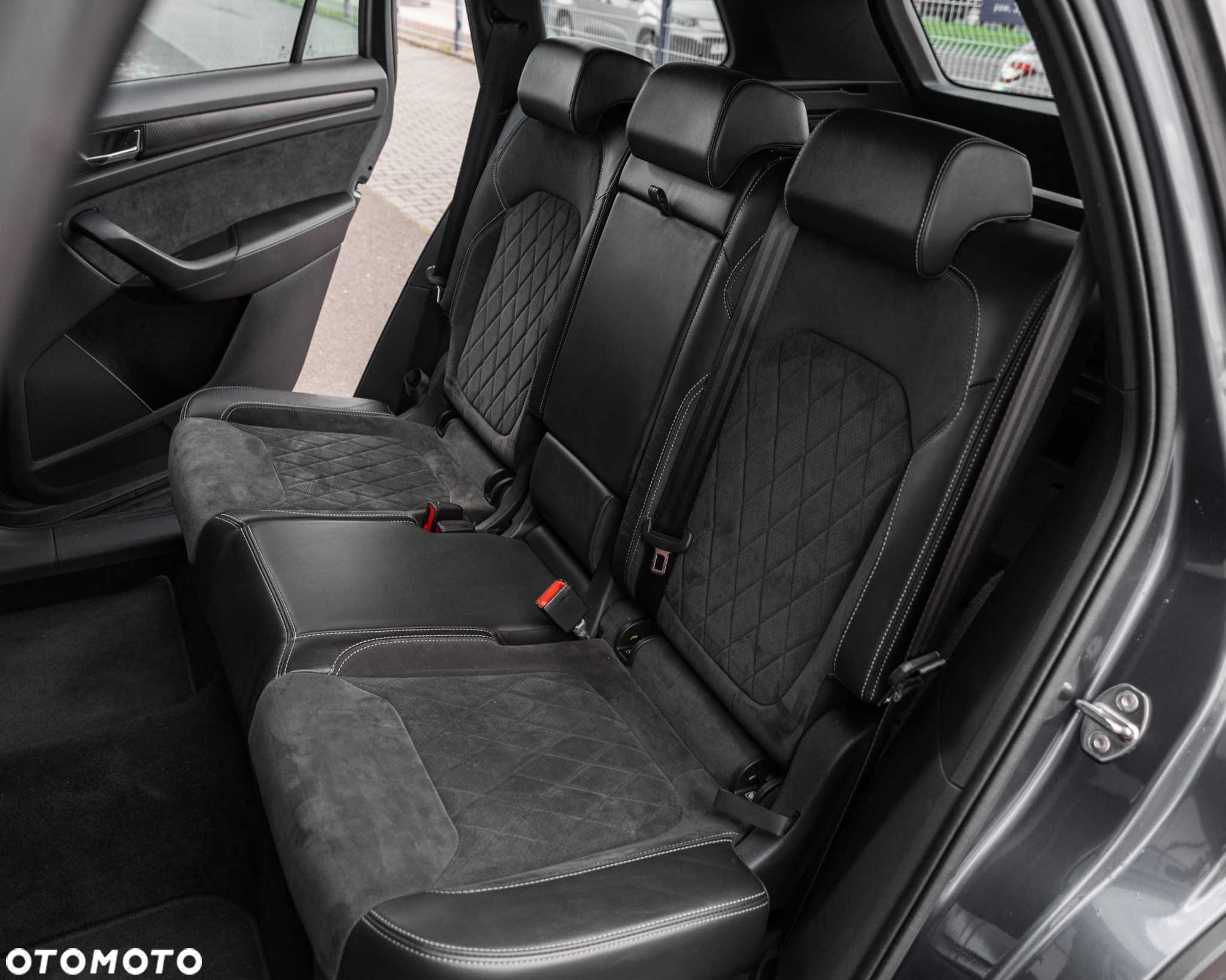 Skoda Kodiaq 2.0 TDI 4x4 DSG Sportline - 33