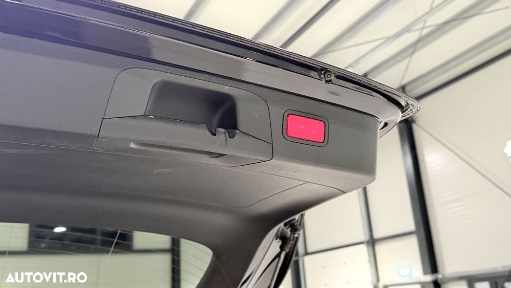 Mercedes-Benz GLC 300 e 4Matic 9G-TRONIC - 18