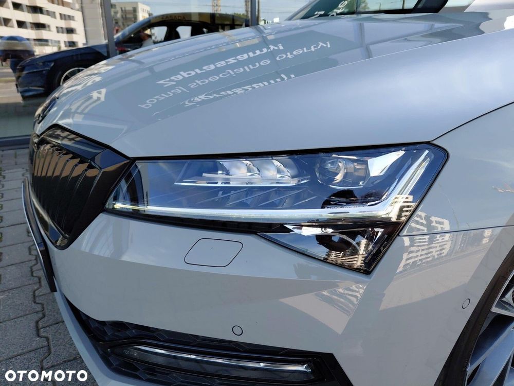 Skoda Superb 2.0 TSI 4x4 Sportline DSG - 37