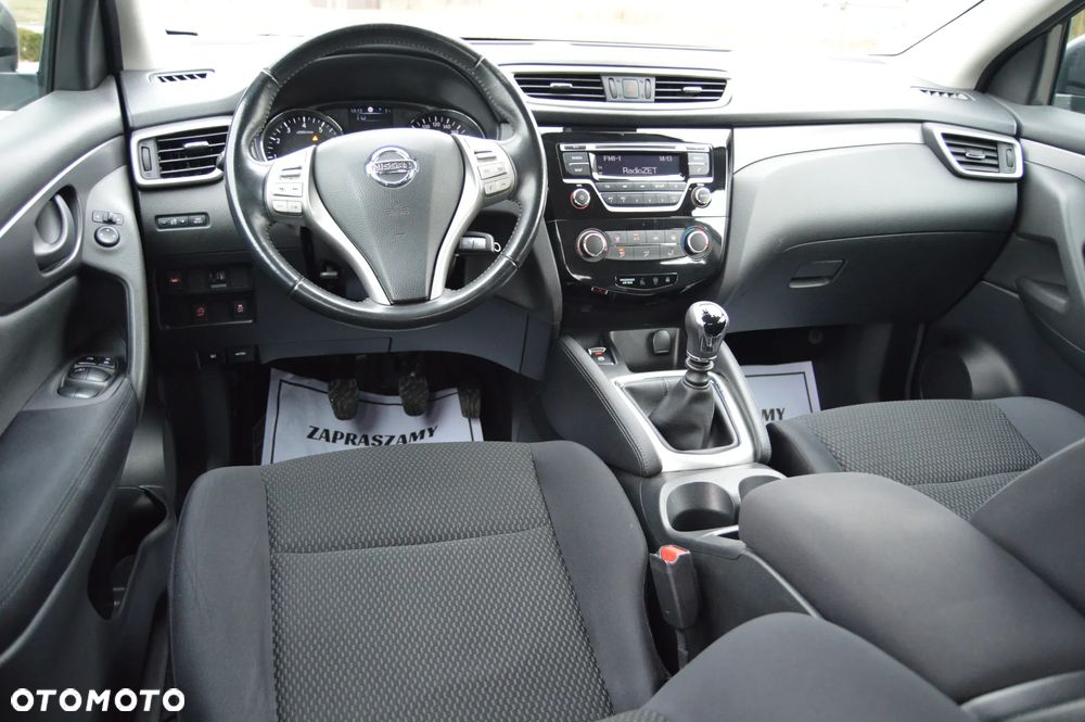 Nissan Qashqai 1.2 DIG-T Acenta EU6 - 37