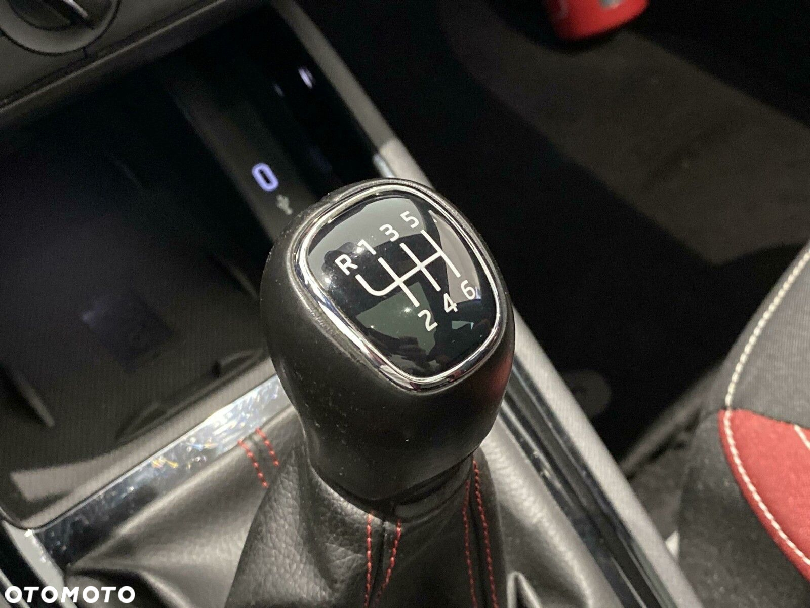 Skoda Kamiq 1.0 TSI Monte Carlo - 34