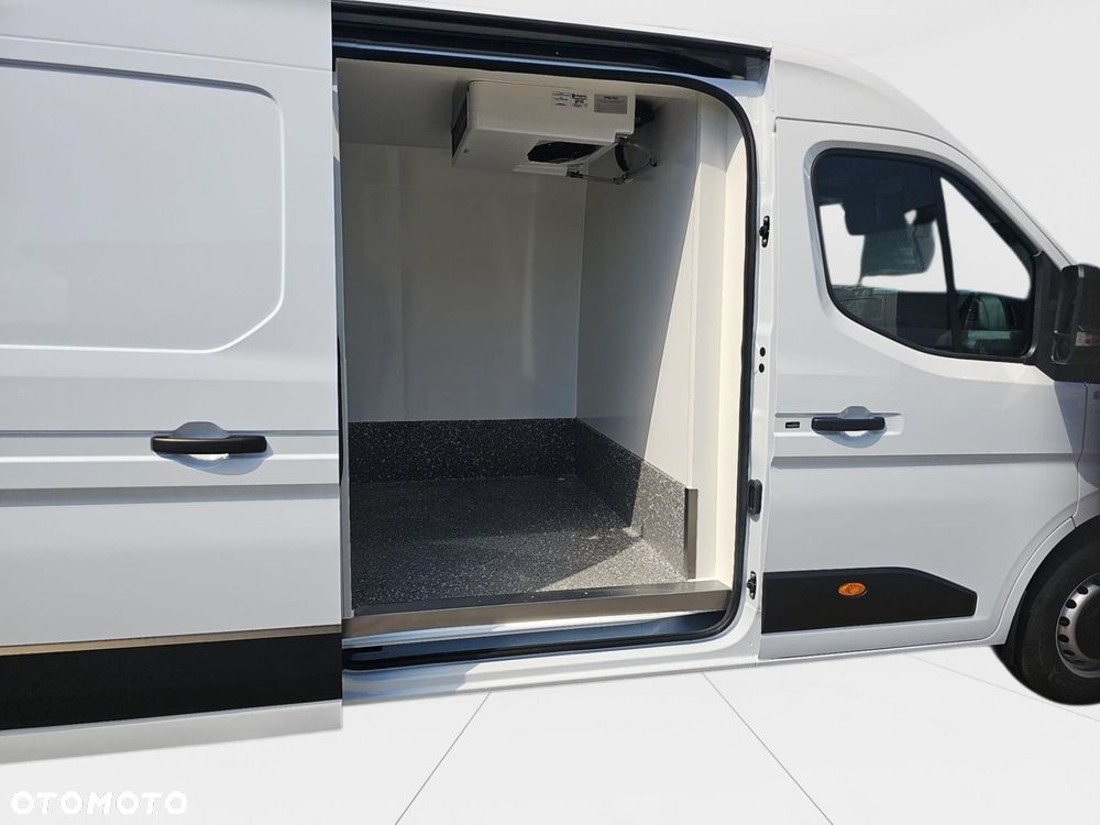 Renault Master - 18