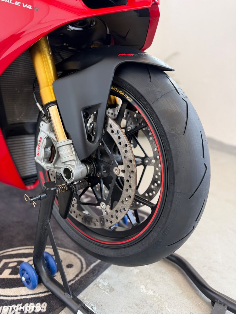 Ducati Panigale V4S - 19