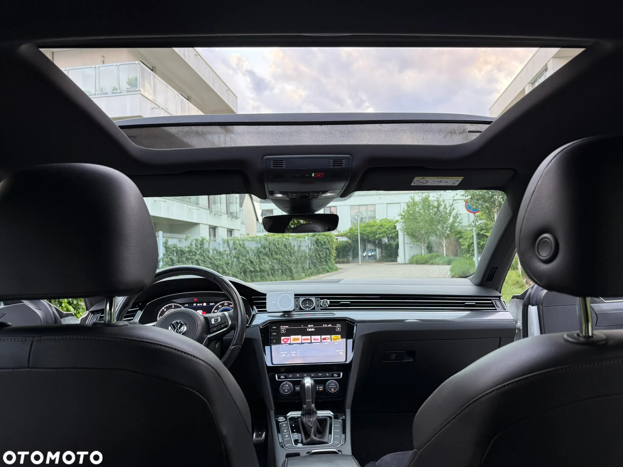 Volkswagen Arteon 2.0 TDI Bi-Turbo SCR 4Mot R-Line Edition DSG - 25