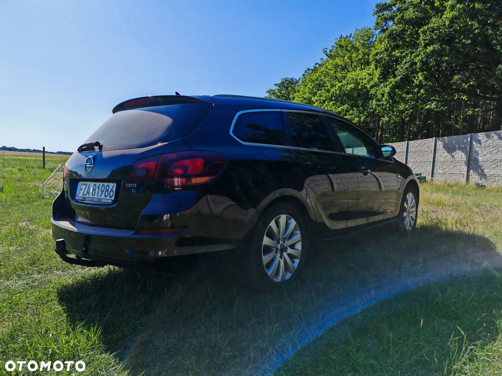 Opel Astra 2.0 CDTI Cosmo - 5