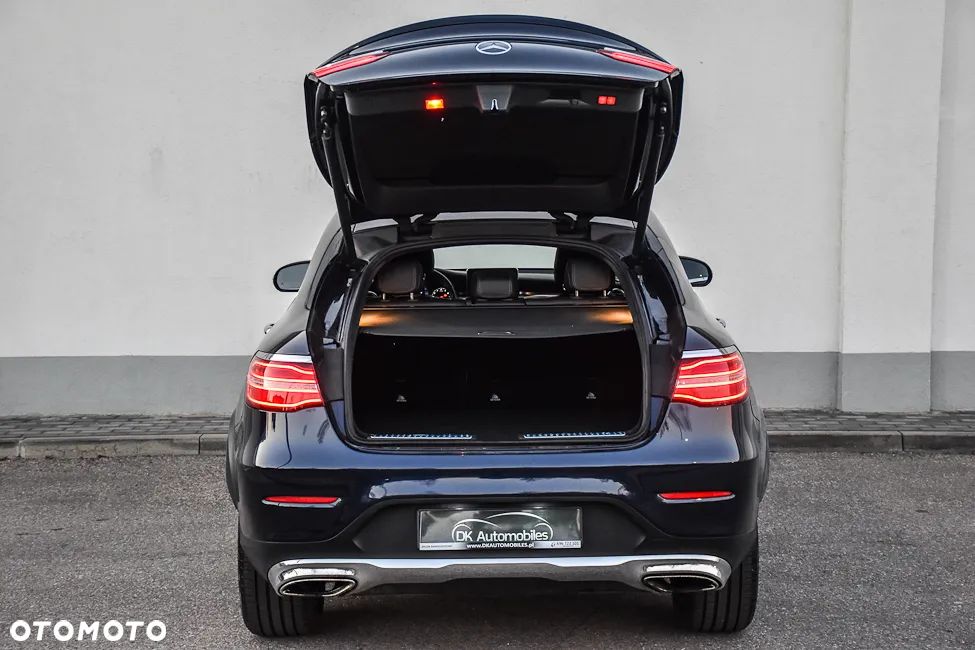 Mercedes-Benz GLC 300 4Matic 9G-TRONIC AMG Line - 40