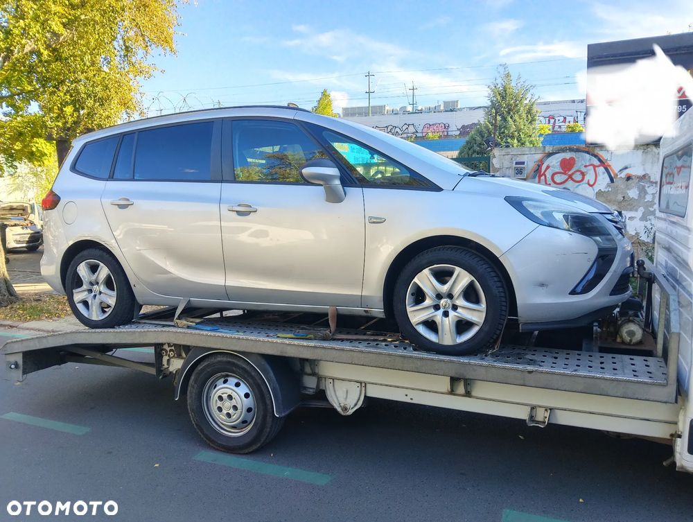 Opel Zafira - 2