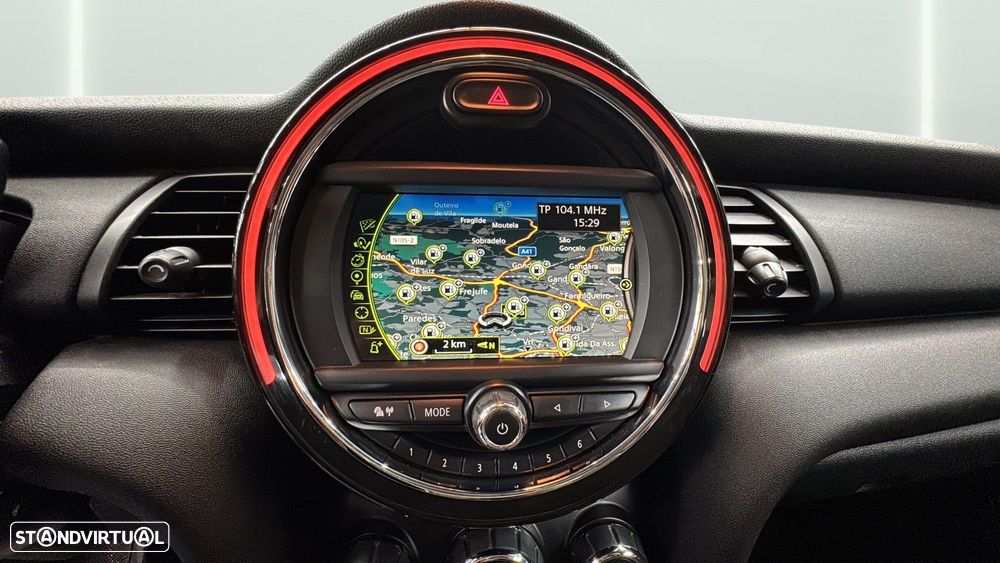 MINI 3 Portas One D - 13