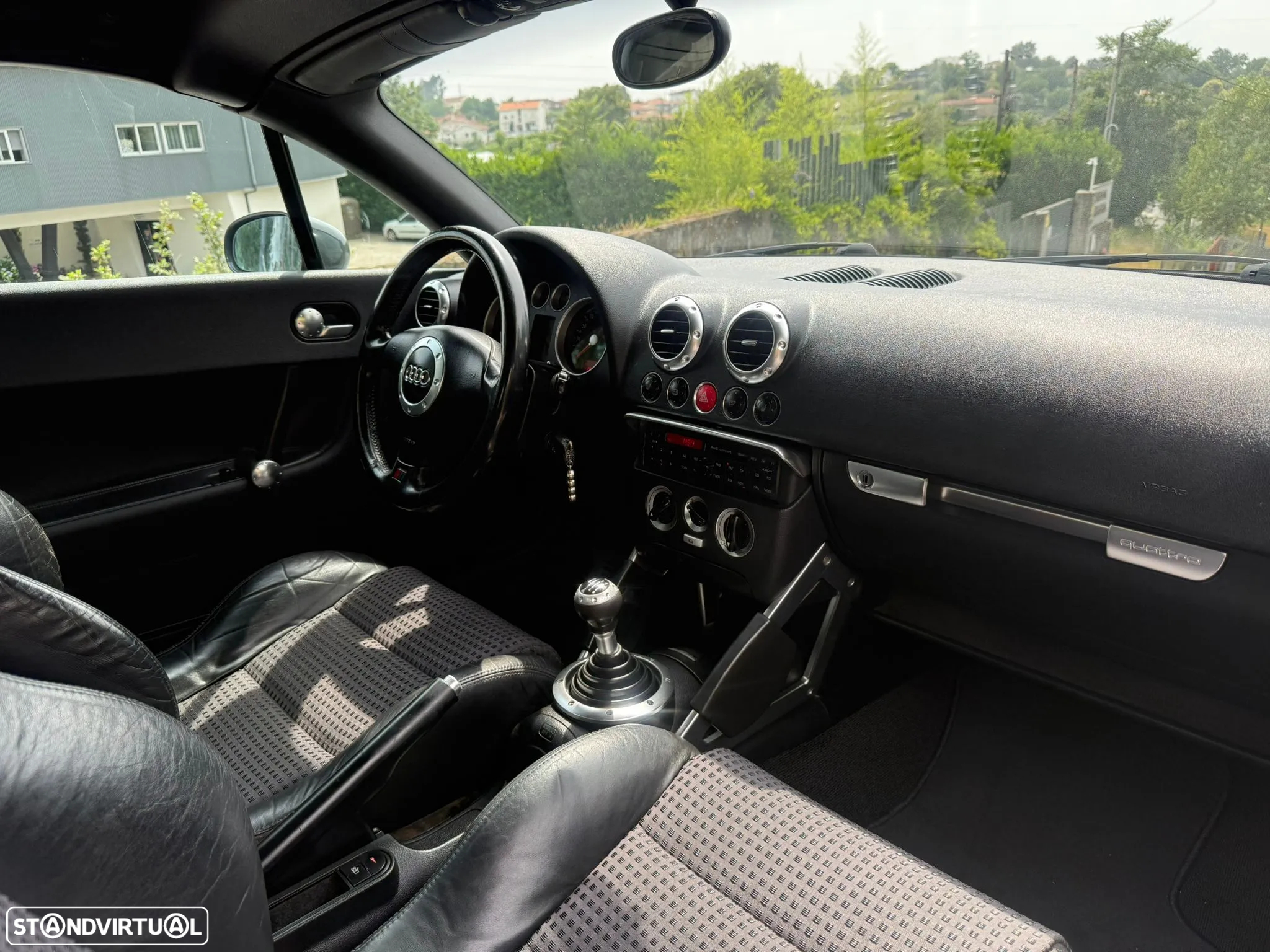 Audi TT Coupé 1.8 T quattro - 35