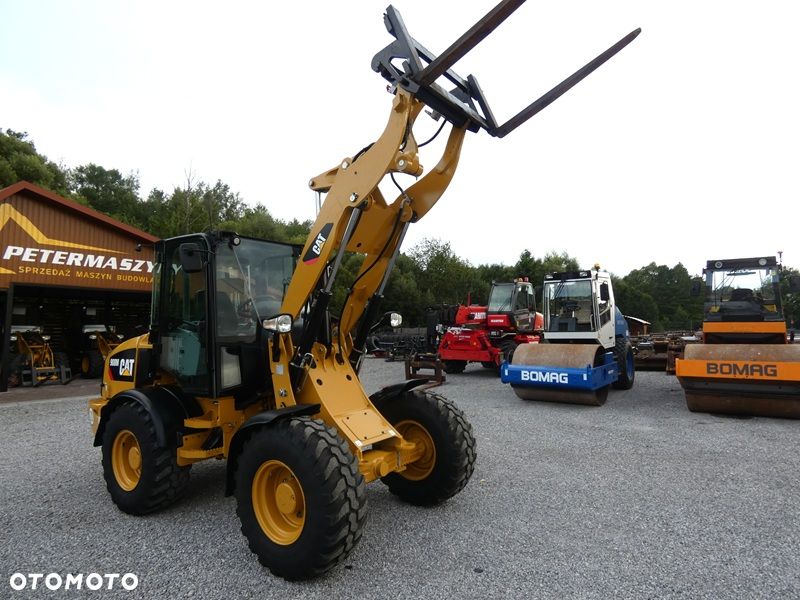 Caterpillar CAT 908M z Niemiec / Tylko 2.855mtg serwisowany / - 31