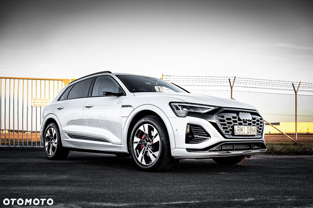 Audi Q8 e-tron - 3