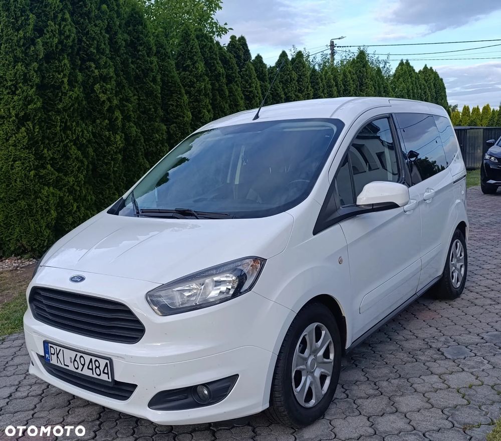 Ford Tourneo Courier 1.0 EcoBoost Ambiente - 2