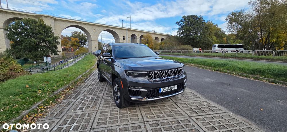 Jeep Grand Cherokee - 9