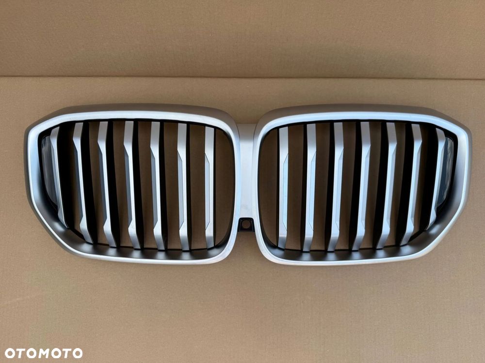 NERKI GRILL BMW X5 G05 LCI LIFT 2023- ORYGINAŁ IDEALNY STAN - 1
