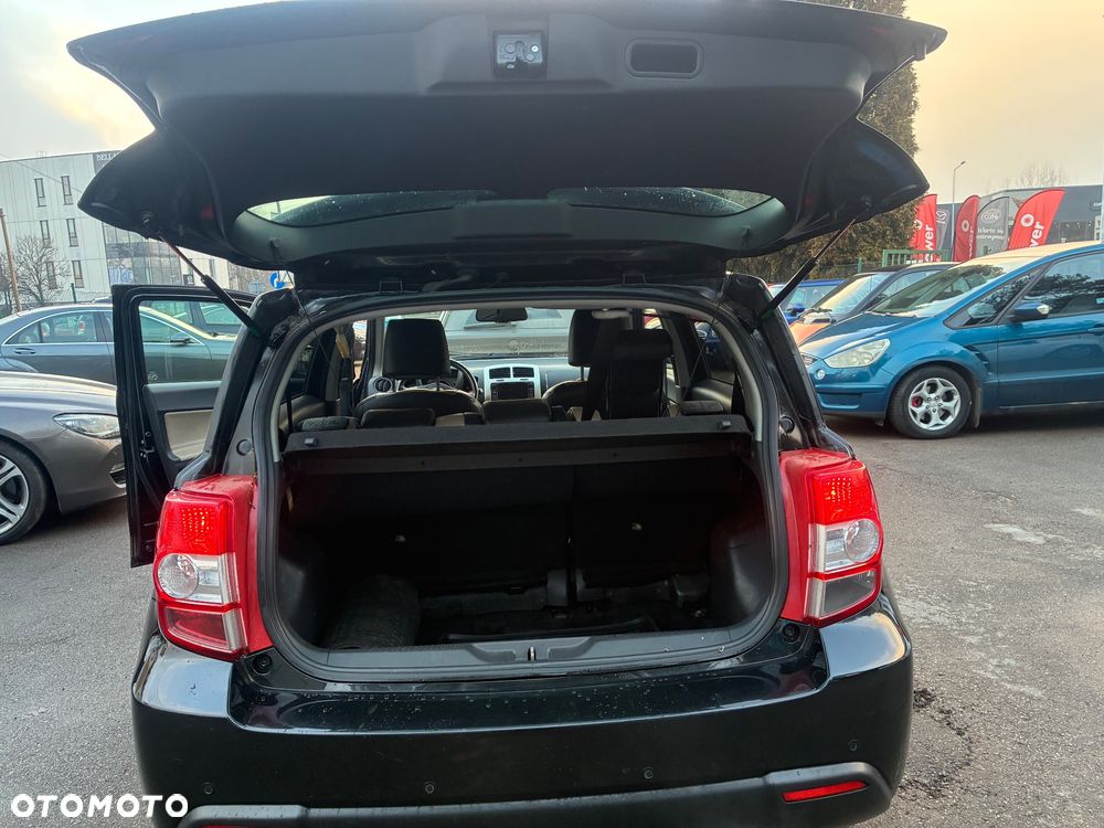 Toyota Urban Cruiser - 10