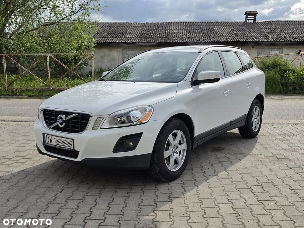 Volvo XC 60 D5 AWD - 10